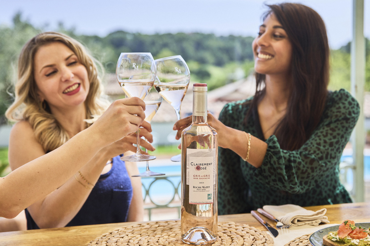 Roche Mazet - Clairement Rose by Roche Mazet - Clairement Rose